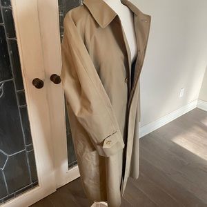 Vintage Burberry Classic Trench Coat